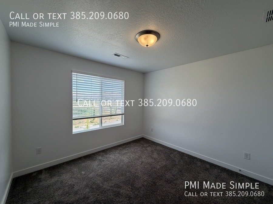 Captivating Barley Bend Townhome! READY TO VIEW! property image