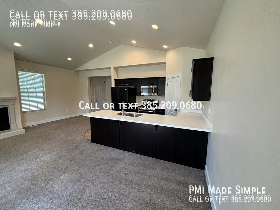 Charming 3 BR Townhome in North Lehi! property image
