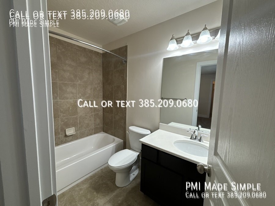 Charming 3 BR Townhome in North Lehi! property image