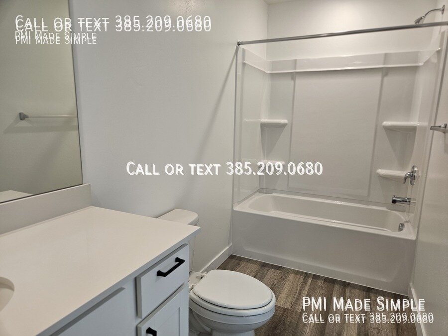 $250 off 1st Mo! Beautiful, Spacious and BRIGHT Townhome in Saratoga Springs property image