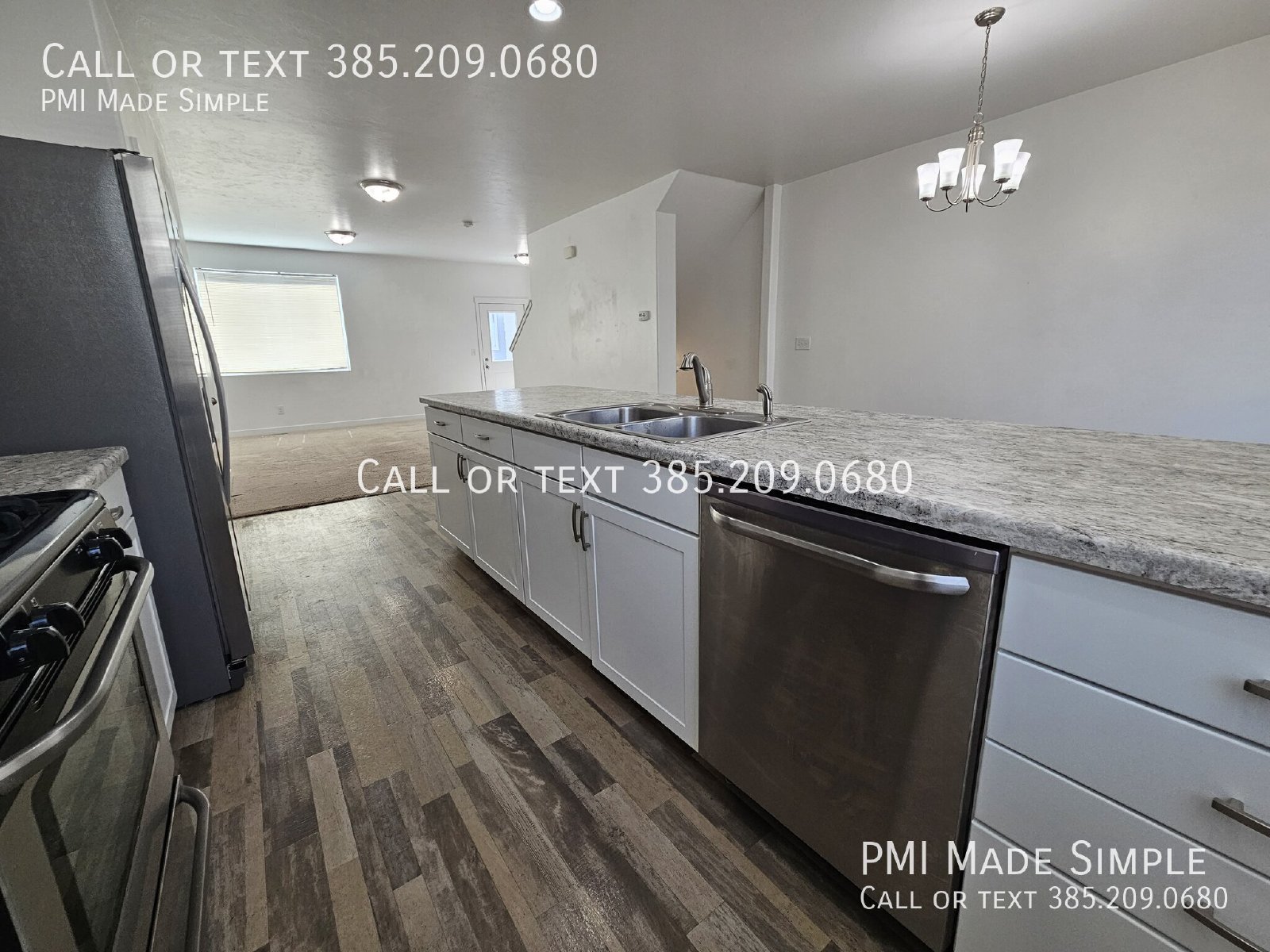 GORGEOUS Bright 3 Level Townhome in South Jordan property image