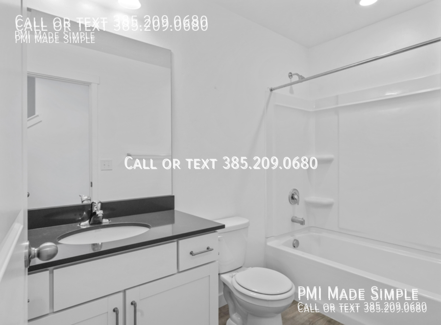 Move in Special! $200 Grocery gift card with $250 off 1st months rent! property image