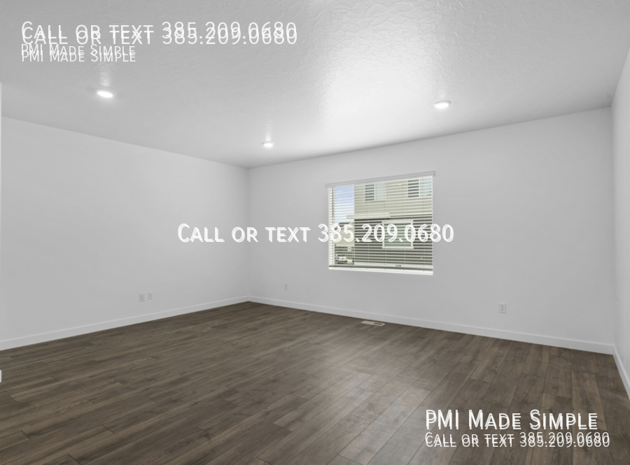 Move in Special! $200 Grocery gift card with $250 off 1st months rent! property image