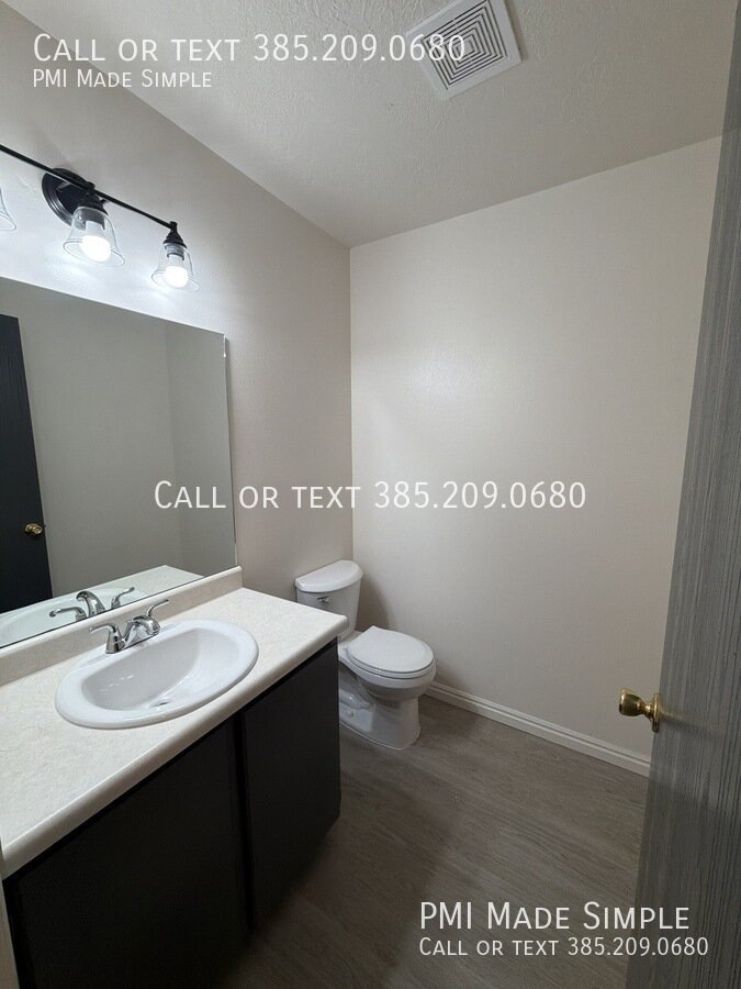 $250 Move In Discount! Completely Updated  3-Bed Townhome | Huge Green Park area property image
