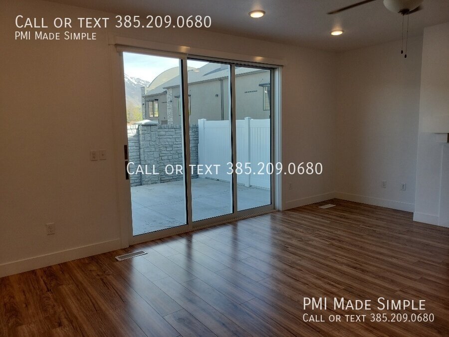 Magnificent 4 Bed Townhome in Highland! property image