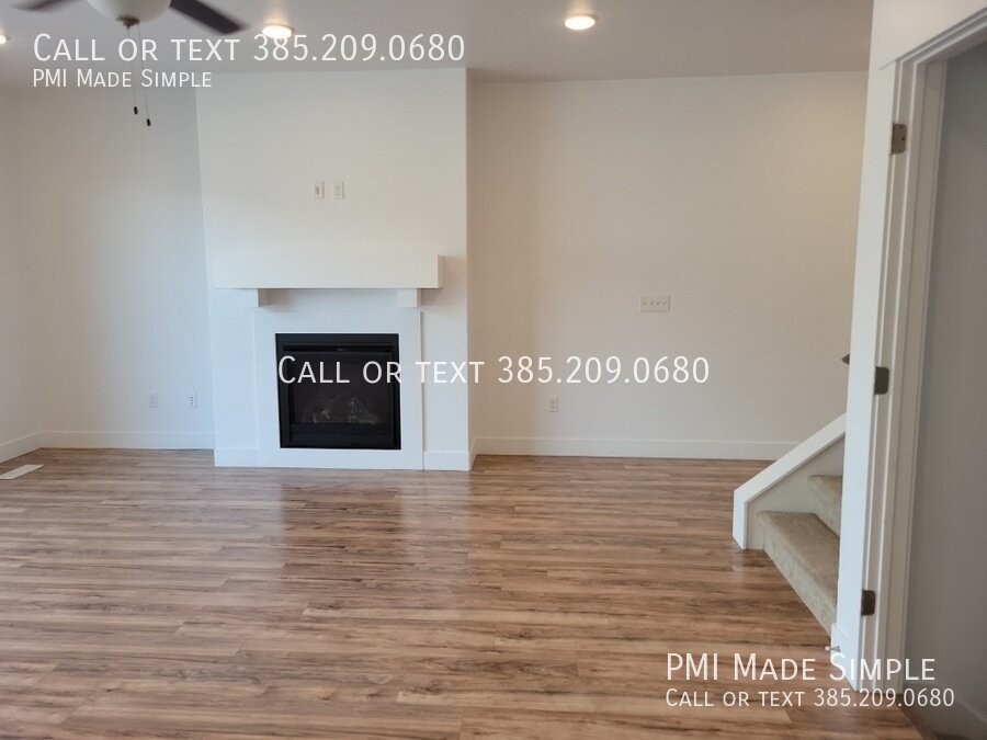 Magnificent 4 Bed Townhome in Highland! property image