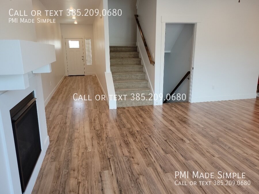 Magnificent 4 Bed Townhome in Highland! property image