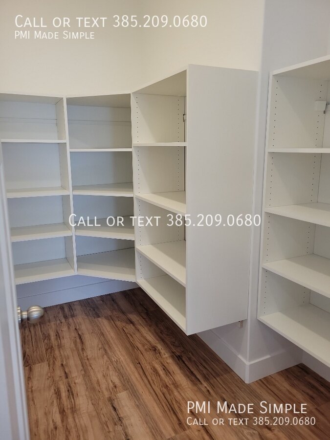 Magnificent 4 Bed Townhome in Highland! property image
