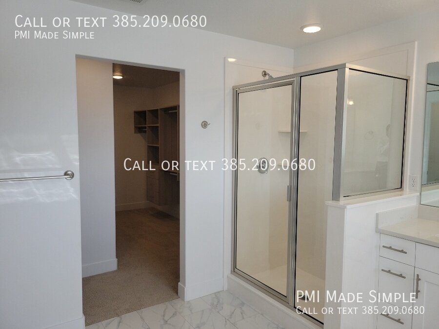 Magnificent 4 Bed Townhome in Highland! property image