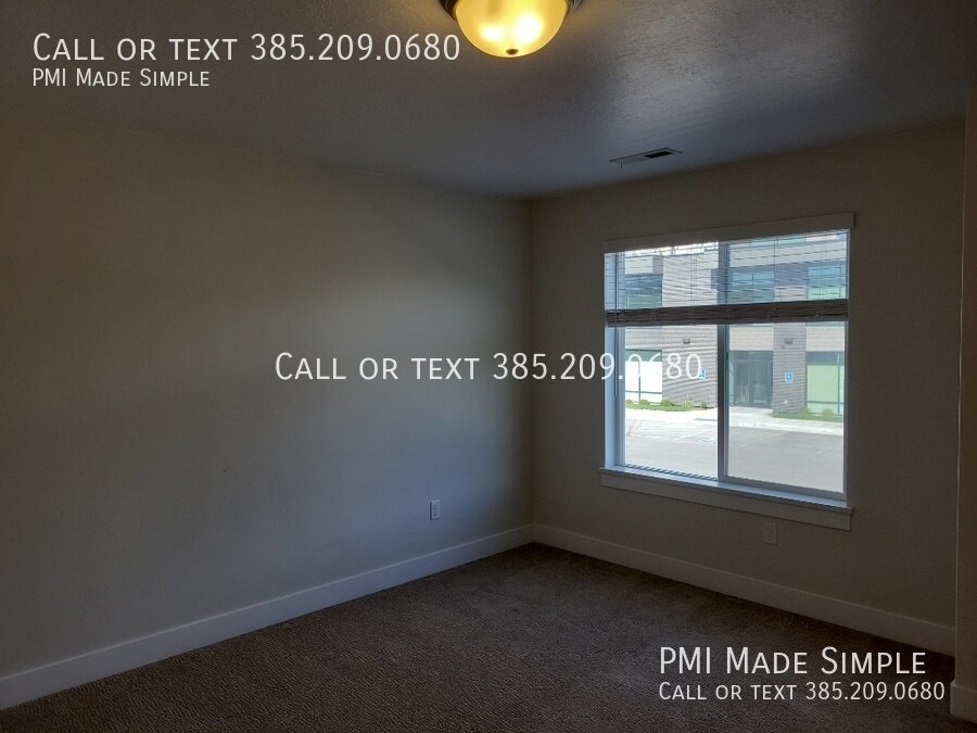Magnificent 4 Bed Townhome in Highland! property image