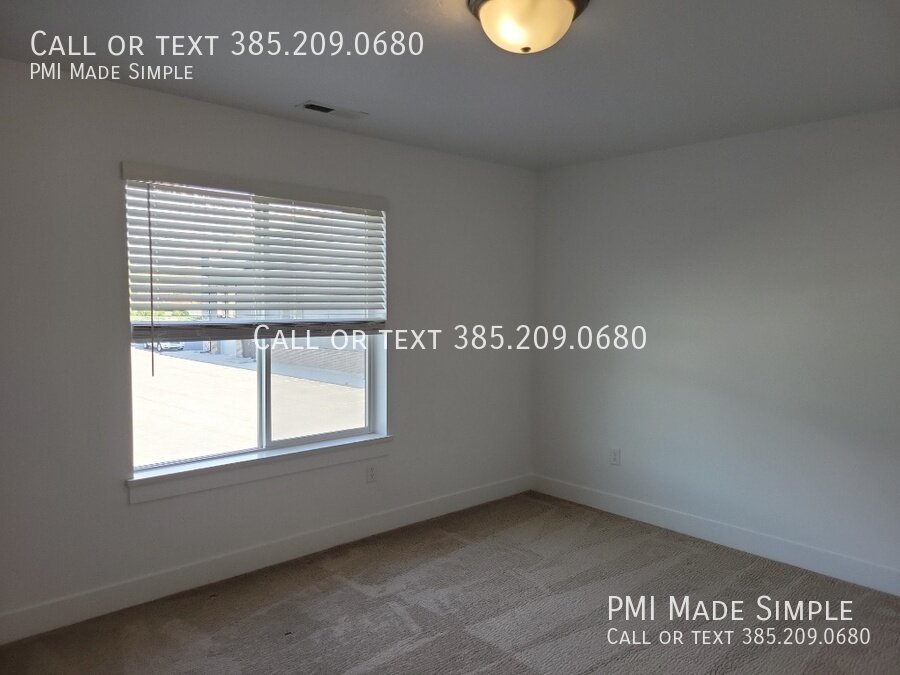 Magnificent 4 Bed Townhome in Highland! property image