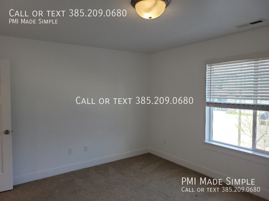 Magnificent 4 Bed Townhome in Highland! property image