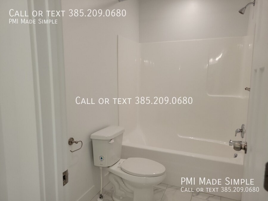 Magnificent 4 Bed Townhome in Highland! property image