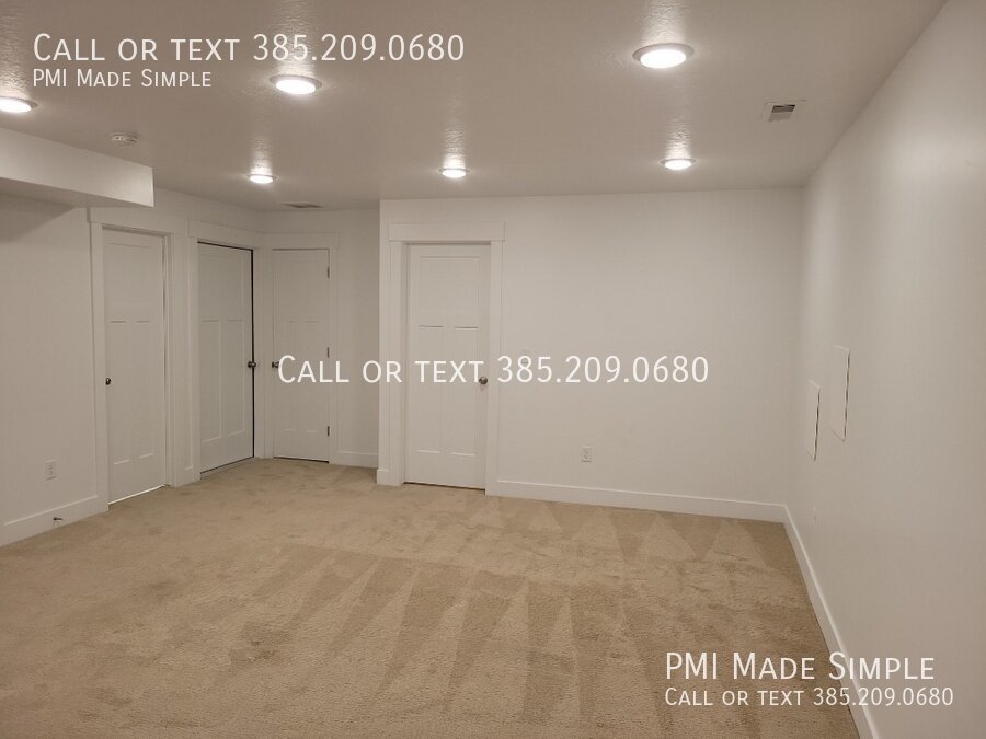 Magnificent 4 Bed Townhome in Highland! property image