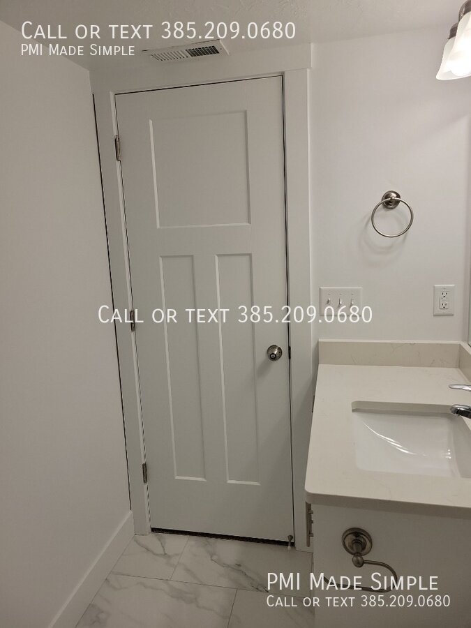 Magnificent 4 Bed Townhome in Highland! property image