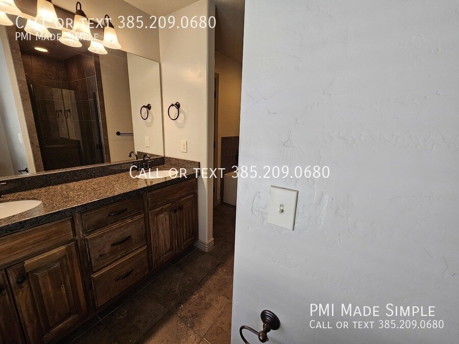 🚨 $250 OFF + FREE FLAT-SCREEN TV — DON'T MISS THIS ONE! property image
