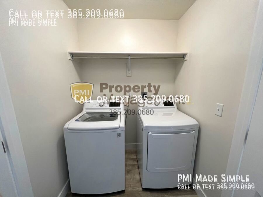 GORGEOUS & SPACIOUS Vineyard Townhome property image